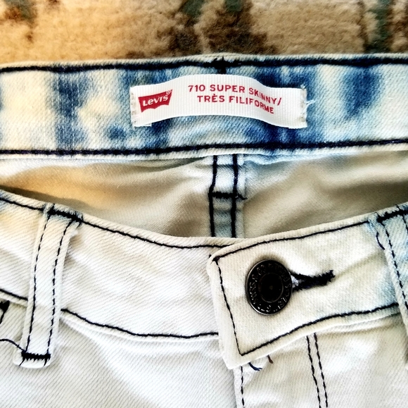 Levi's Girls Wash Jean Size10 - Picture 3 of 6